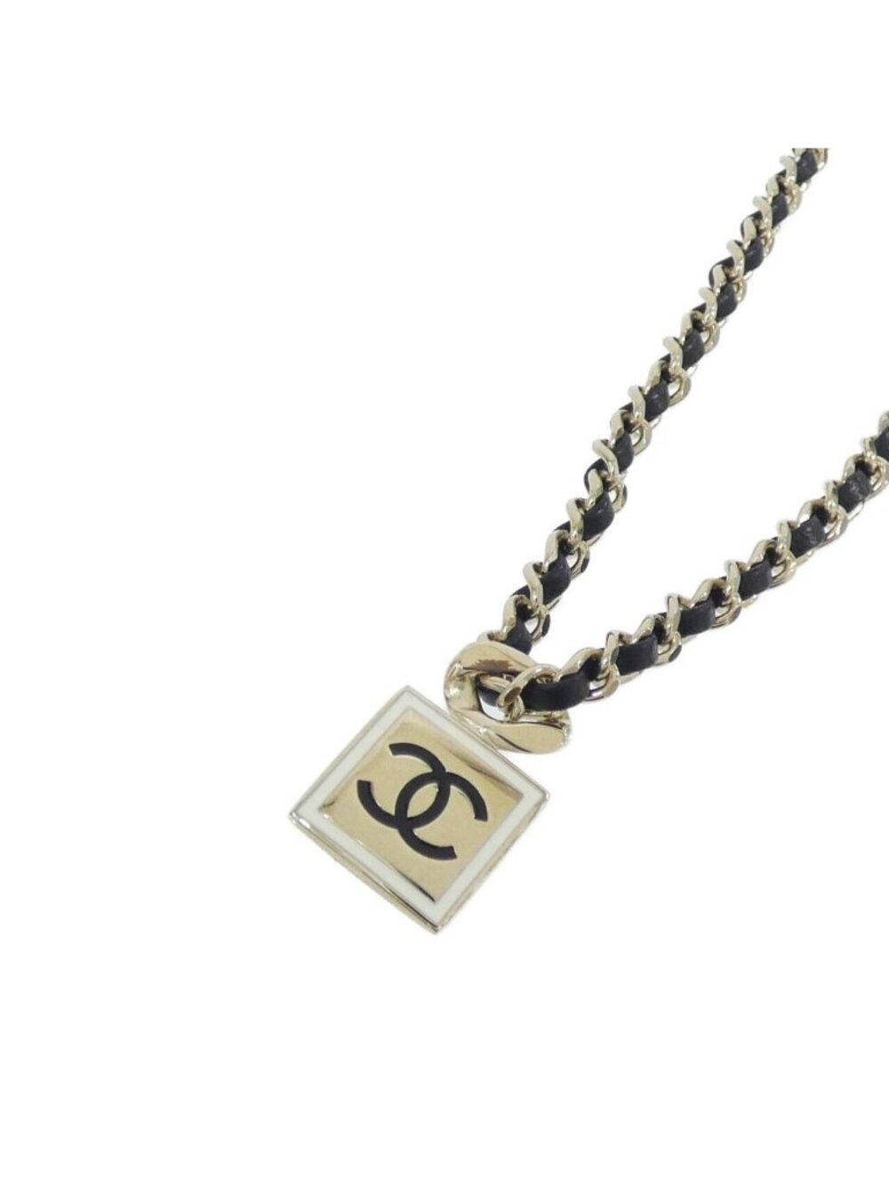 Chanel Necklace Gold